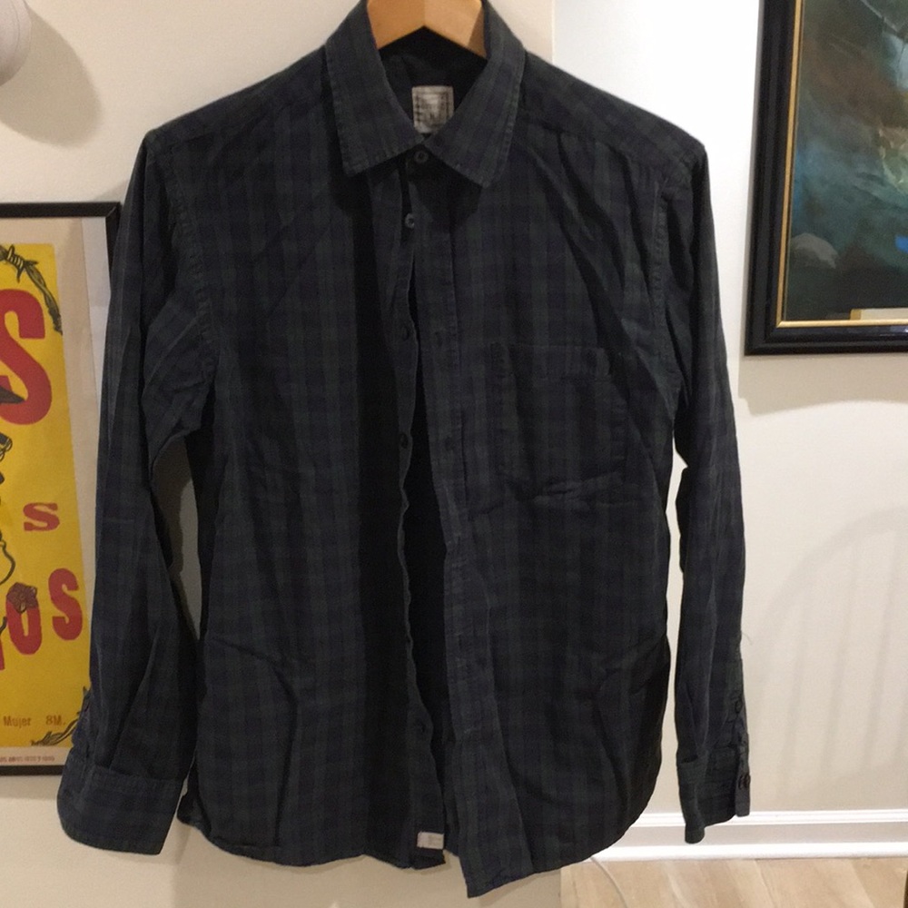 100% Cotton Men’s Medium Navy Blue-Dark Green Checkered Button-Down Short